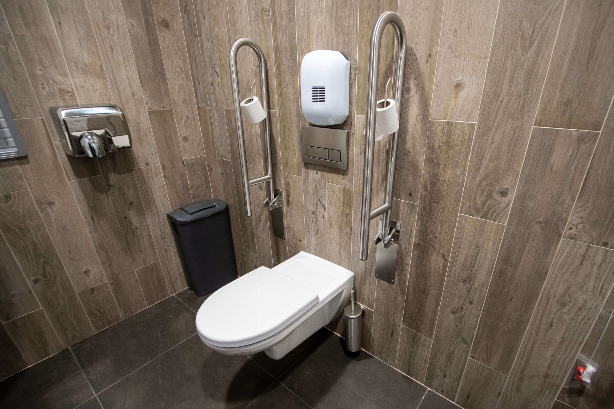 Reforma de Baños en Sevilla: Tendencias, Costes y Consejos para Optimizar el Espacio